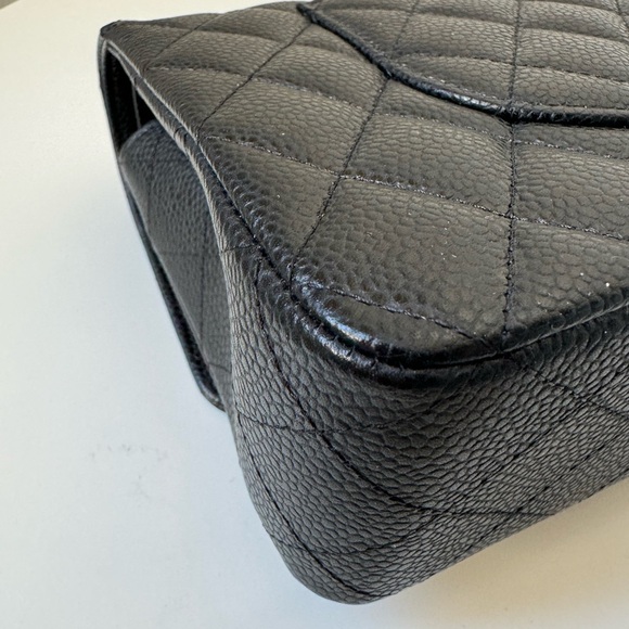 SELLING CC CLASSIC M FLAP BAG - Picture 11 of 15